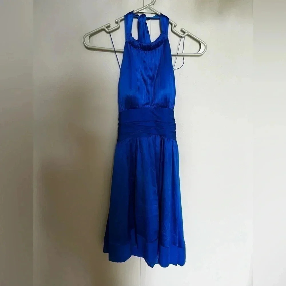 CACHE : blue formal dress